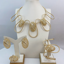 Load image into Gallery viewer, Elegant Gold Filigree Jewelry Set