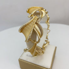 Load image into Gallery viewer, Luxury Sculpted Gold Jewelry Set