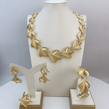 Load image into Gallery viewer, Luxury Sculpted Gold Jewelry Set