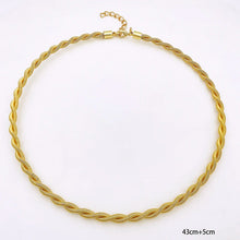 Load image into Gallery viewer, Two-Tone Luxury Design 18K Gold Plated Jewelry Set
