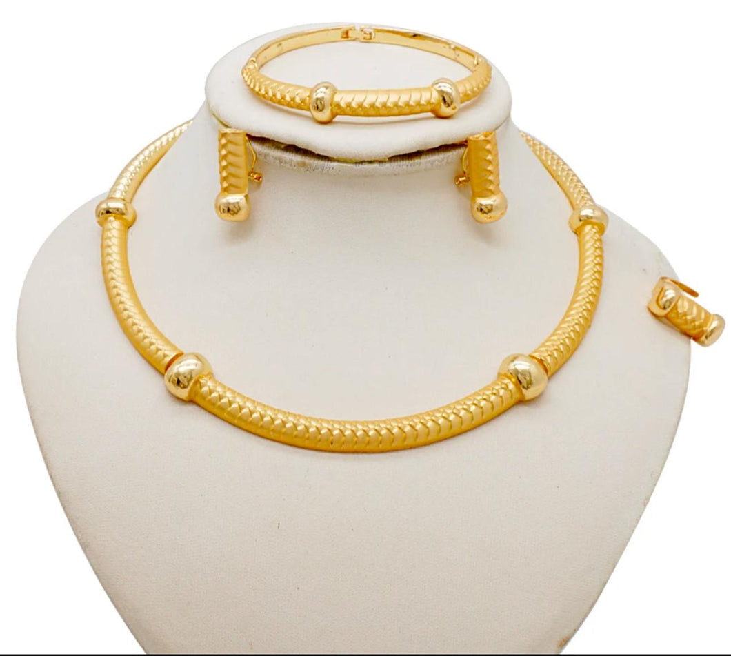 18k Gold Plated Charming Jewelry Set